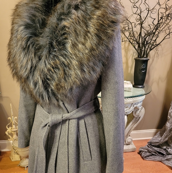 BCBG Max Azria Full Length Wool Blend Coat with Faux Fur Collar - Picture 7 of 17